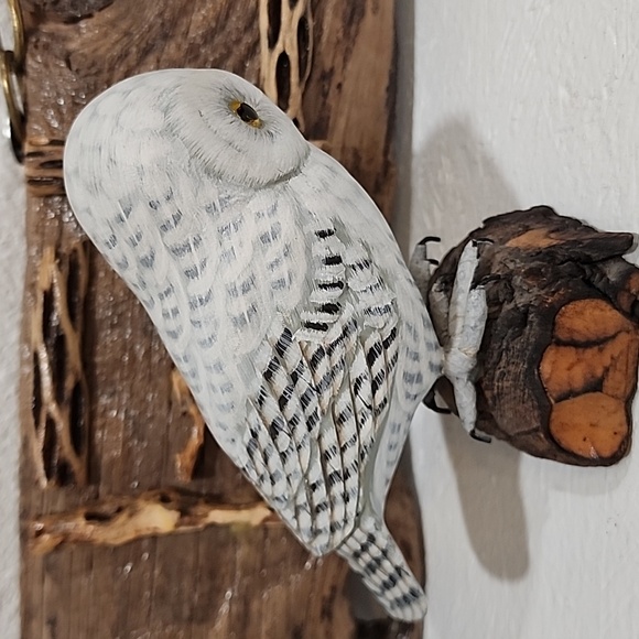 Vintage Carved  White Owl Bird Figurine - Picture 4 of 7